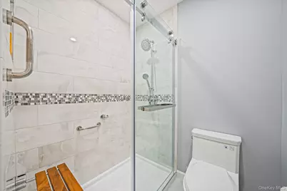 101 Flair Court E, Saint James, NY 11780 - Photo 21