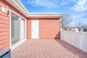 101 Flair Ct E, Saint James, NY 11780 - Photo 23