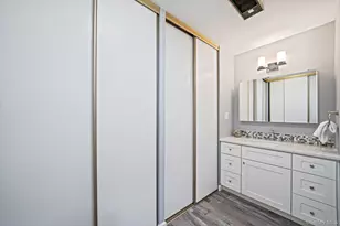 101 Flair Ct E, Saint James, NY 11780 - Photo 19