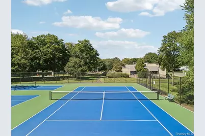 101 Flair Court E, Saint James, NY 11780 - Photo 25