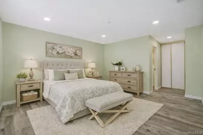 101 Flair Court E, Saint James, NY 11780 - Photo 17