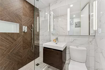 7136 110th Street #2F, Forest Hills, NY 11375 - Photo 7