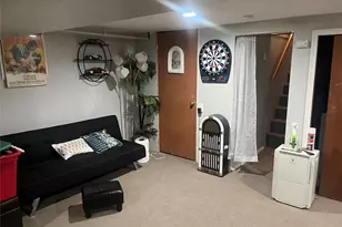 330 Florida Ave, Copiague, NY 11726 - Photo 11