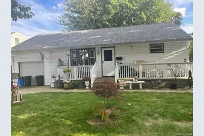 330 Florida Avenue, Copiague, NY 11726 - Photo 1