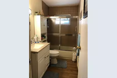 330 Florida Avenue, Copiague, NY 11726 - Photo 3