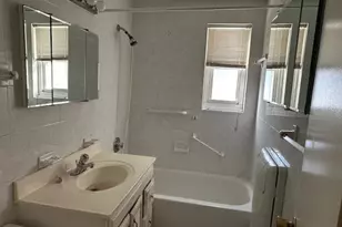 16-26 212th St, Bayside, NY 11360 - Photo 7