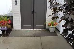 95-11 164th Ave, Howard Beach, NY 11414 - Photo 41