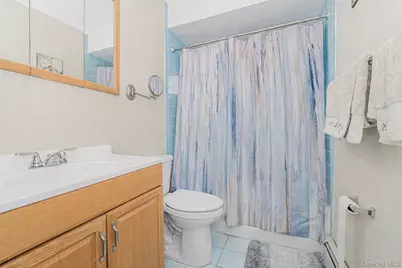 95-11 164th Avenue, Howard Beach, NY 11414 - Photo 25