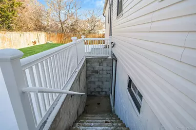 45 Oaklawn Avenue, Farmingville, NY 11738 - Photo 37