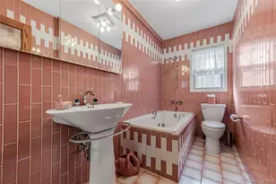 216-47 Sawyer Ave, Queens Village, NY 11427 - Photo 31