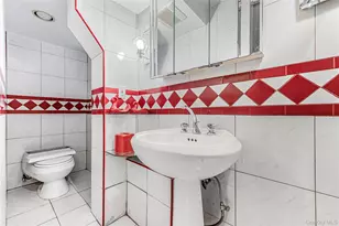 216-47 Sawyer Ave, Queens Village, NY 11427 - Photo 29