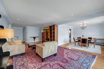 20 Canterbury Road #2C, Great Neck, NY 11021 - Photo 5