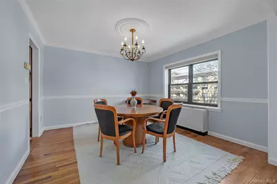 20 Canterbury Road #2C, Great Neck, NY 11021 - Photo 7