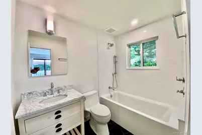 98 Hands Creek Road, East Hampton, NY 11937 - Photo 13