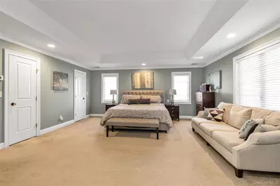 115 Lincoln Avenue, Rockville Centre, NY 11570 - Photo 15