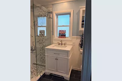 104 Hawthorne Avenue, West Babylon, NY 11704 - Photo 5