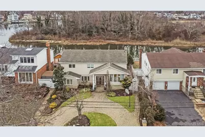 2876 Shore Road, Bellmore, NY 11710 - Photo 7