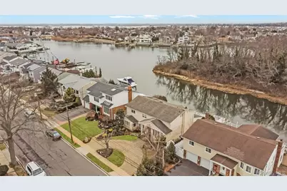 2876 Shore Road, Bellmore, NY 11710 - Photo 9