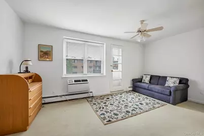 25 Chapel Place #3N, Great Neck, NY 11021 - Photo 11