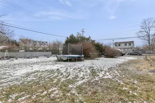 73 Redmond Ave, Bay Shore, NY 11706 - Photo 13