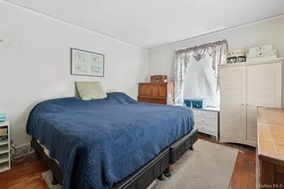 73 Redmond Avenue, Bay Shore, NY 11706 - Photo 11