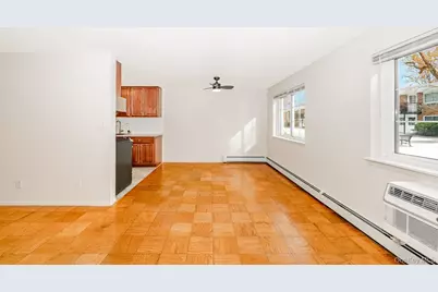 1233 Melville Road #60, East Farmingdale, NY 11753 - Photo 9