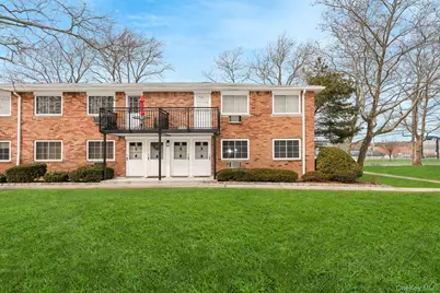 1233 Melville Road #60, East Farmingdale, NY 11753 - Photo 3