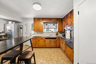 72 Park Ave Terrace, Yonkers, NY 10703 - Photo 25