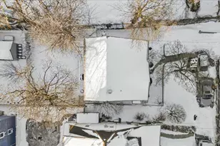 72 Park Ave Terrace, Yonkers, NY 10703 - Photo 3