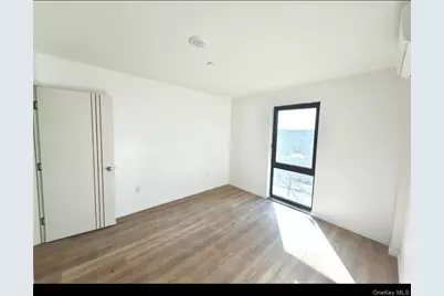 70-40 45 Avenue #5G, Woodside, NY 11377 - Photo 5