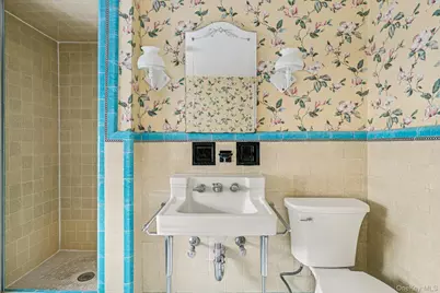 167 Kensington Road, Garden City, NY 11530 - Photo 19