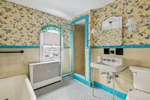 167 Kensington Rd, Garden City, NY 11530 - Photo 21