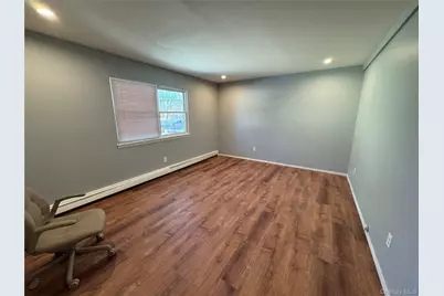 [Address not provided], Bethpage, NY 11714 - Photo 5