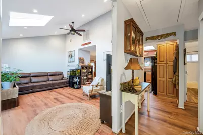 110 Dare Road, Selden, NY 11784 - Photo 11