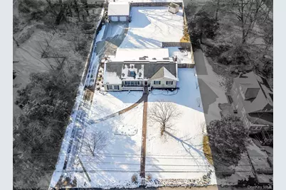 110 Dare Road, Selden, NY 11784 - Photo 5