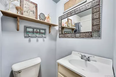 110 Dare Road, Selden, NY 11784 - Photo 27