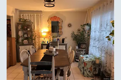 194 E Parkview Drive, Shirley, NY 11967 - Photo 7