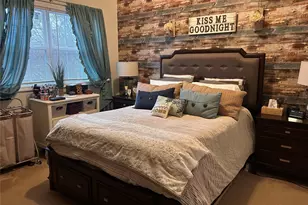 194 E Parkview Dr, Shirley, NY 11967 - Photo 11