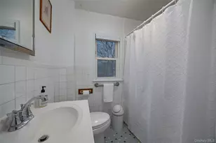 2738 W Main St, Wappingers Falls, NY 12590 - Photo 21