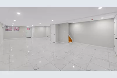 17918 Selover Road, Saint Albans, NY 11434 - Photo 13