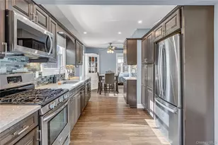 117 Ohio Ave, Medford, NY 11763 - Photo 9