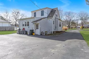 117 Ohio Ave, Medford, NY 11763 - Photo 17