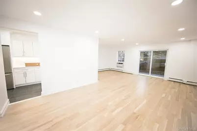 85 S Centre Ave #A20, Rockville Centre, NY 11570 - Photo 3