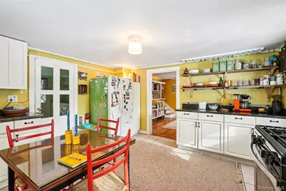 422 N Midland Avenue, Nyack, NY 10960 - Photo 13