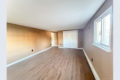 220 Kinkel Street, Westbury, NY 11590 - Photo 15