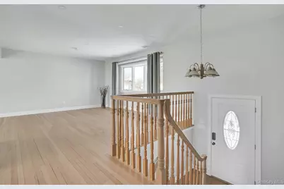 89 Harvest Lane, Commack, NY 11725 - Photo 5