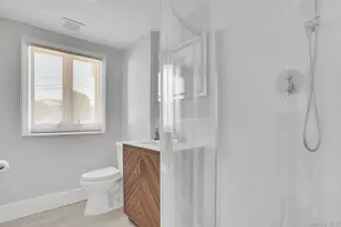 89 Harvest Ln, Commack, NY 11725 - Photo 29