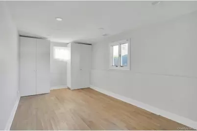 89 Harvest Lane, Commack, NY 11725 - Photo 23