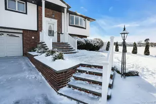 89 Harvest Ln, Commack, NY 11725 - Photo 3