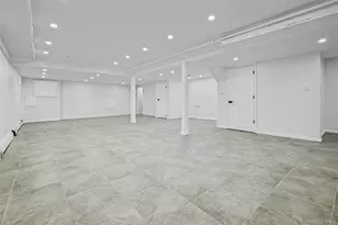 95-03 149th Ave, Ozone Park, NY 11417 - Photo 21